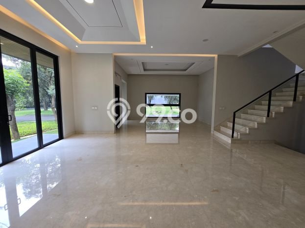For Sale Rumah Mewah Exclusive di BSD, Tangerang Selatan For Sale Rumah Mewah Exclusive di BSD, Tangerang Selatan