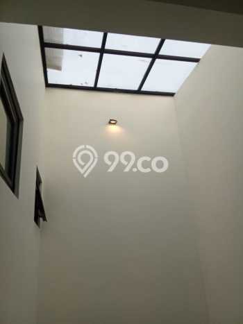 Rumah Elit Modern Tanpa Renovasi di Metland Puri Jakarta Barat Rumah Elit Modern Tanpa Renovasi di Metland Puri Jakarta Barat