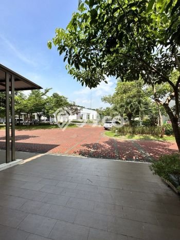 For Sale Hunian Rumah Terawat 3 Kamar di Gading Serpong, Tangerang For Sale Hunian Rumah Terawat 3 Kamar di Gading Serpong, Tangerang