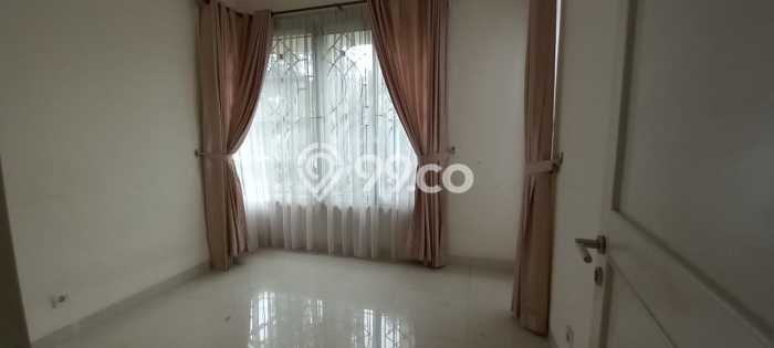 Lokasi terbaik! Rumah siap huni dikontrakkan di Gading Serpong LB 218m2 Lokasi terbaik! Rumah siap huni dikontrakkan di Gading Serpong LB 218m2