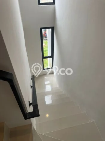 Hunian Cantik Modern Lb 92m2 di BSD, Tangerang Selatan Hunian Cantik Modern Lb 92m2 di BSD, Tangerang Selatan