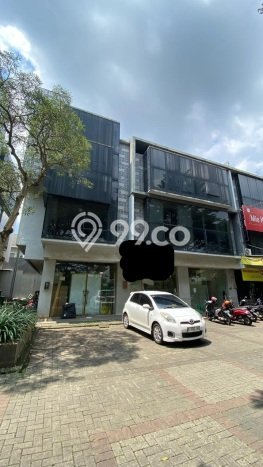 Ruko Bagus LT 90m2 LB 262m2 Dijual di BSD Tangerang Selatan Ruko Bagus LT 90m2 LB 262m2 Dijual di BSD Tangerang Selatan