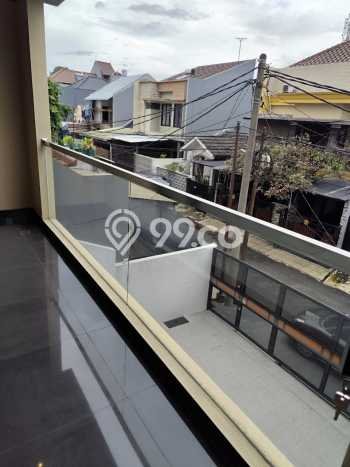 Hot Offer Hunian Premium Ideal dan Luas di BSD, Tangerang Selatan Hot Offer Hunian Premium Ideal dan Luas di BSD, Tangerang Selatan