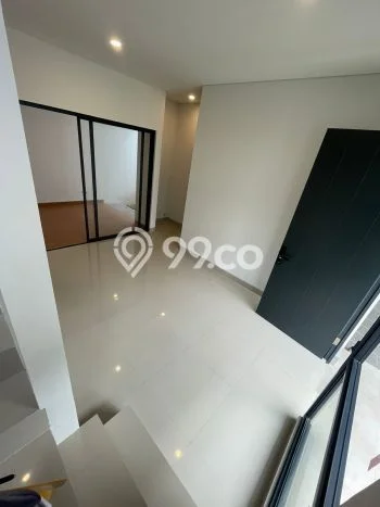 Hunian Cantik Modern Lb 92m2 di BSD, Tangerang Selatan Hunian Cantik Modern Lb 92m2 di BSD, Tangerang Selatan