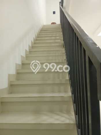Rumah Elit Modern Tanpa Renovasi di Metland Puri Jakarta Barat Rumah Elit Modern Tanpa Renovasi di Metland Puri Jakarta Barat