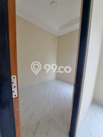 Rumah Strategis Minimalis Lb 110m2 di BSD, Tangerang Selatan Rumah Strategis Minimalis Lb 110m2 di BSD, Tangerang Selatan