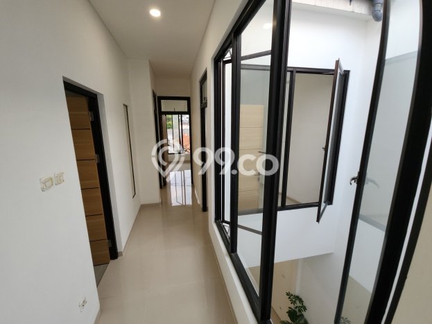 Rumah Modern Cantik 3 Kamar Bisa Langsung Pindah di Kembangan Rumah Modern Cantik 3 Kamar Bisa Langsung Pindah di Kembangan