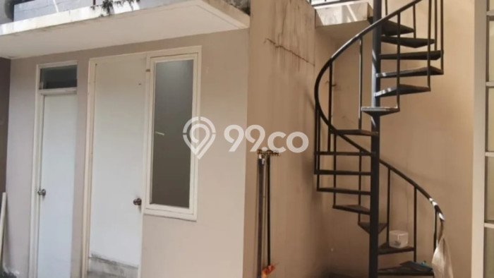 Jual Rumah Luas Megah Dengan View Eksklusif di Citraland, Surabaya Jual Rumah Luas Megah Dengan View Eksklusif di Citraland, Surabaya