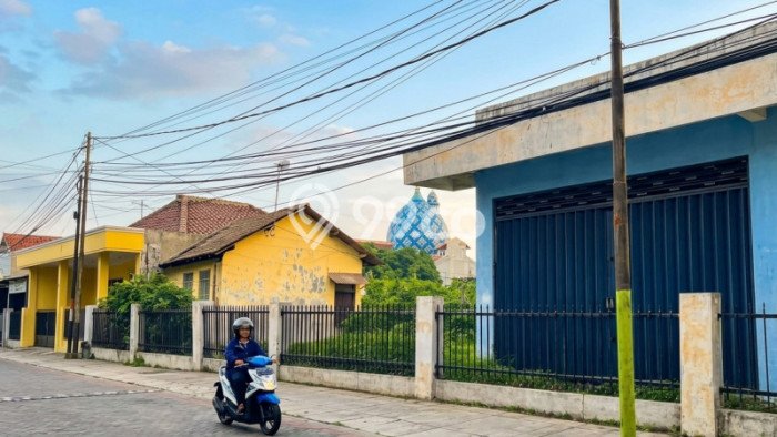 Lahan Kosong Dijual di Surabaya dengan Area 1276m2 Lahan Kosong Dijual di Surabaya dengan Area 1276m2