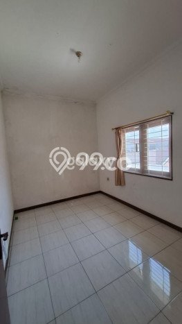 FEATURED! Rumah di Tambaksari, 2 KM, Lokasi Strategis, LT 128m² Bangunan 200m² FEATURED! Rumah di Tambaksari, 2 KM, Lokasi Strategis, LT 128m² Bangunan 200m²