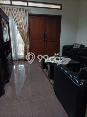 Jual Rumah Luas Elegan Dengan View Eksklusif di Citra Grand, Jakarta Timur Jual Rumah Luas Elegan Dengan View Eksklusif di Citra Grand, Jakarta Timur