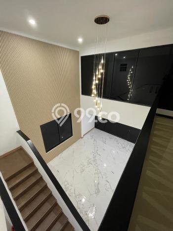 Hunian Mewah LB 556m2 Siap Pakai Desain Elegan di Citra Grand, Jakarta Timur Hunian Mewah LB 556m2 Siap Pakai Desain Elegan di Citra Grand, Jakarta Timur