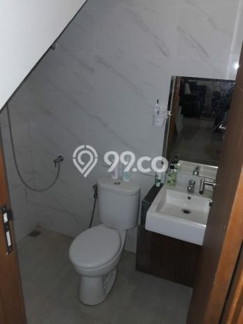 Jual Rumah Eksklusif 3 KT di Cibubur, Bekasi Jual Rumah Eksklusif 3 KT di Cibubur, Bekasi