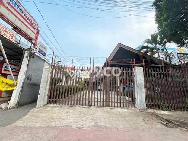 Hunian Mewah LB 400m2 Siap Pakai Desain Elegan di Cawang, Jakarta Timur Hunian Mewah LB 400m2 Siap Pakai Desain Elegan di Cawang, Jakarta Timur