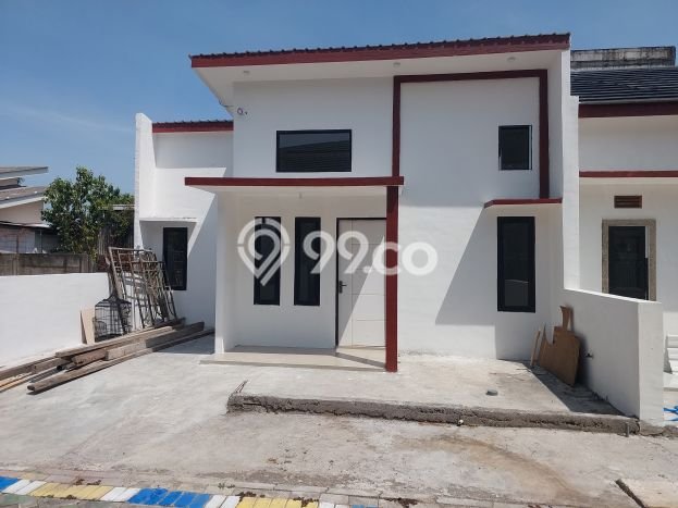 Rumah Kawasan Waru, Luas 80m2m², Bangunan 50m2m² Rumah Kawasan Waru, Luas 80m2m², Bangunan 50m2m²