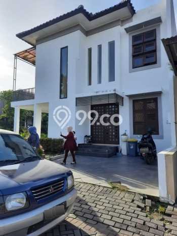 Jual Rumah Mewah Elegan Dengan View Eksklusif di Ketintang, Surabaya Jual Rumah Mewah Elegan Dengan View Eksklusif di Ketintang, Surabaya