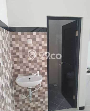 Jual Rumah Favorit Siap Huni LB 120m2 di Rungkut, Surabaya Jual Rumah Favorit Siap Huni LB 120m2 di Rungkut, Surabaya