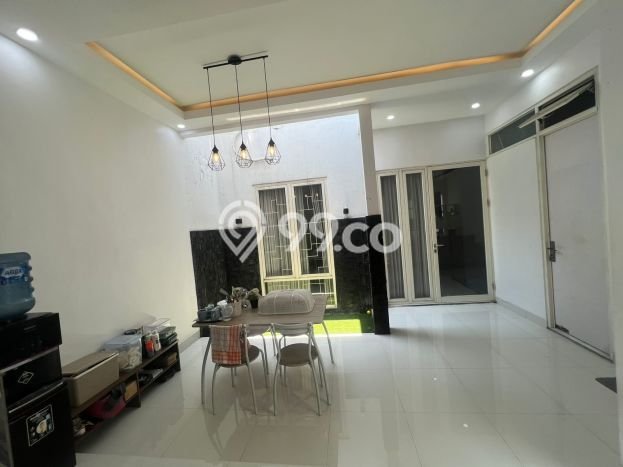 Dijual Rumah 3 Kamar Lokasi Strategis Nyaman dan Strategis di Sukolilo Dijual Rumah 3 Kamar Lokasi Strategis Nyaman dan Strategis di Sukolilo