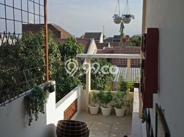 Rumah Mewah LT 120m² / LB 160m² di Kompleks Cluster Buduran, Sidoarjo Rumah Mewah LT 120m² / LB 160m² di Kompleks Cluster Buduran, Sidoarjo