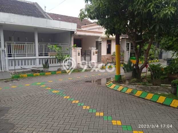 Rumah Strategis Minimalis Lb 128m2 di Wiyung, Surabaya Rumah Strategis Minimalis Lb 128m2 di Wiyung, Surabaya