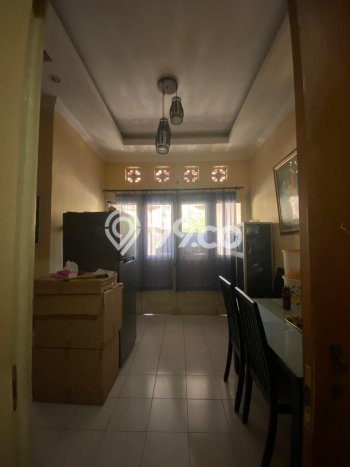 For Sale Rumah 4 Kamar Lokasi Strategis Nyaman dan Strategis di Sidoarjo For Sale Rumah 4 Kamar Lokasi Strategis Nyaman dan Strategis di Sidoarjo