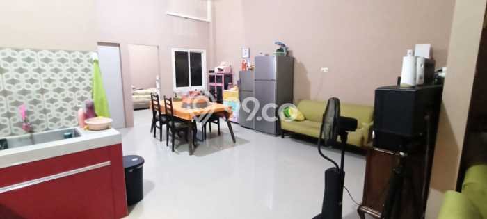 Jual Rumah Minimalis Bagus Punya 4 KT di Rungkut Surabaya SHM Jual Rumah Minimalis Bagus Punya 4 KT di Rungkut Surabaya SHM
