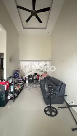 Hunian Cantik Minimalis Lb 150m2 di Waru, Sidoarjo Hunian Cantik Minimalis Lb 150m2 di Waru, Sidoarjo