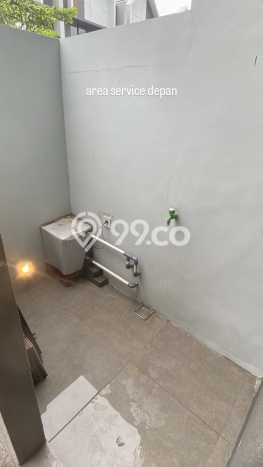 Dijual Cepat Rumah Favorit Siap Huni LB 150m2 di Jambangan, Surabaya Dijual Cepat Rumah Favorit Siap Huni LB 150m2 di Jambangan, Surabaya