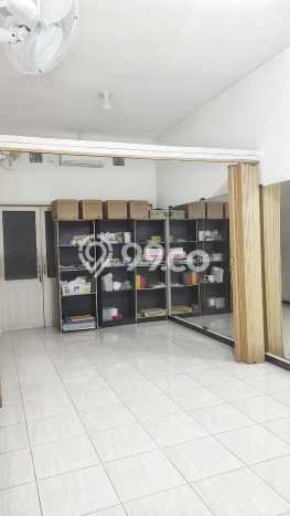 Hunian Mewah Siap Huni LT 180m2 di Rungkut, Surabaya Hunian Mewah Siap Huni LT 180m2 di Rungkut, Surabaya