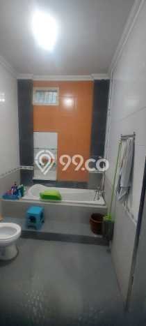 Rumah Strategis Modern Lb 150m2 di Wiyung, Surabaya Rumah Strategis Modern Lb 150m2 di Wiyung, Surabaya