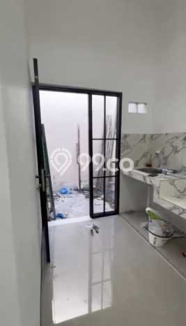 PENAWARAN TERBATAS! Rumah Berkualitas area Rungkut, Luas 100m² LB 65m² PENAWARAN TERBATAS! Rumah Berkualitas area Rungkut, Luas 100m² LB 65m²