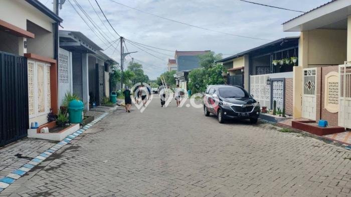Dijual Rumah 2 Kamar Lokasi Ideal Bagus dan Strategis di Sidoarjo Dijual Rumah 2 Kamar Lokasi Ideal Bagus dan Strategis di Sidoarjo