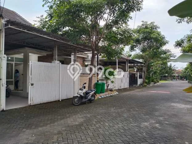 Hunian Cantik Modern Lb 60m2 di Waru, Sidoarjo Hunian Cantik Modern Lb 60m2 di Waru, Sidoarjo