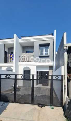 For Sale Rumah 3 Kamar Lokasi Strategis Bagus dan Strategis di Rungkut For Sale Rumah 3 Kamar Lokasi Strategis Bagus dan Strategis di Rungkut