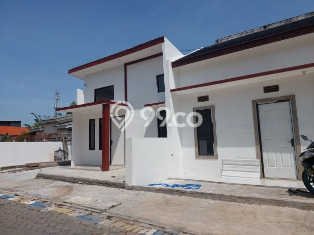 Rumah Kawasan Waru, Luas 80m2m², Bangunan 50m2m² Rumah Kawasan Waru, Luas 80m2m², Bangunan 50m2m²