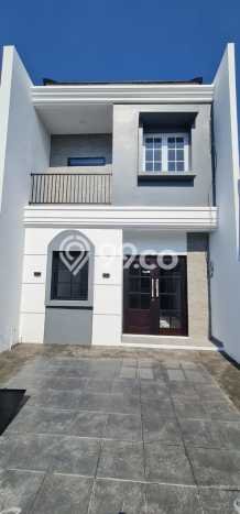 For Sale Rumah 3 Kamar Lokasi Strategis Bagus dan Strategis di Rungkut For Sale Rumah 3 Kamar Lokasi Strategis Bagus dan Strategis di Rungkut