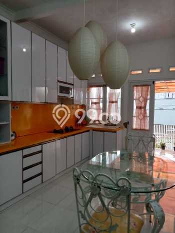 BEST CHOICE! Rumah di Cibiru, Luas 174m² Bangunan 90m² BEST CHOICE! Rumah di Cibiru, Luas 174m² Bangunan 90m²