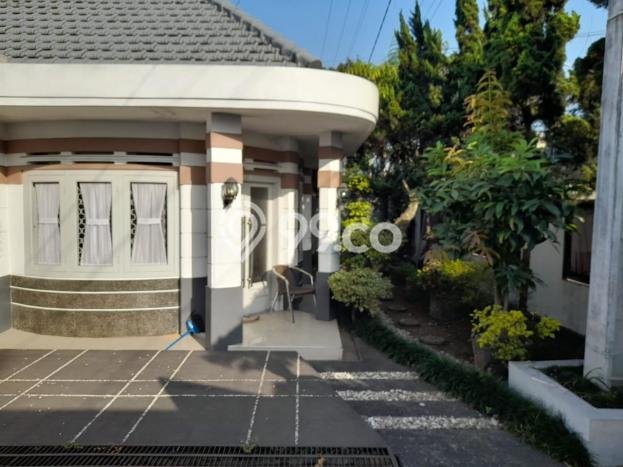 PROPERTI PILIHAN! Rumah di Cikoneng, LT 411m2m² LB 402m2m² PROPERTI PILIHAN! Rumah di Cikoneng, LT 411m2m² LB 402m2m²