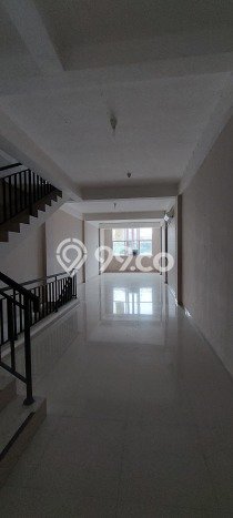 Paling Diincar! Ruko Dijual di Raya Darmo Harga Kompetitif Paling Diincar! Ruko Dijual di Raya Darmo Harga Kompetitif
