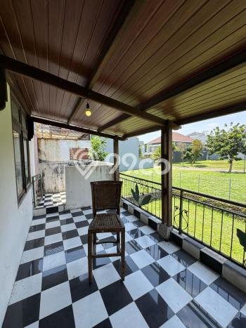Dijual Hunian Mewah dengan Fasilitas Sekitar Lengkap di Dukuh Pakis, Surabaya Dijual Hunian Mewah dengan Fasilitas Sekitar Lengkap di Dukuh Pakis, Surabaya