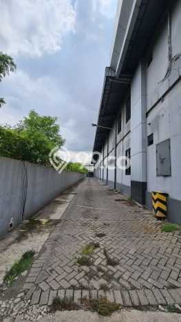 Unit Gudang Dijual di Surabaya LT 4170m2 & LB 3456m2 Unit Gudang Dijual di Surabaya LT 4170m2 & LB 3456m2