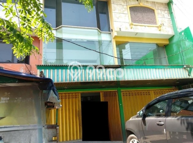 Ruko Dijual di Surabaya LT 225m2 & LB 600m2 Lokasi Terbaik! Ruko Dijual di Surabaya LT 225m2 & LB 600m2 Lokasi Terbaik!