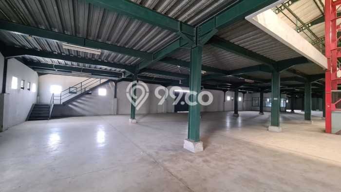 Unit Gudang Dijual di Surabaya LT 4170m2 & LB 3456m2 Unit Gudang Dijual di Surabaya LT 4170m2 & LB 3456m2
