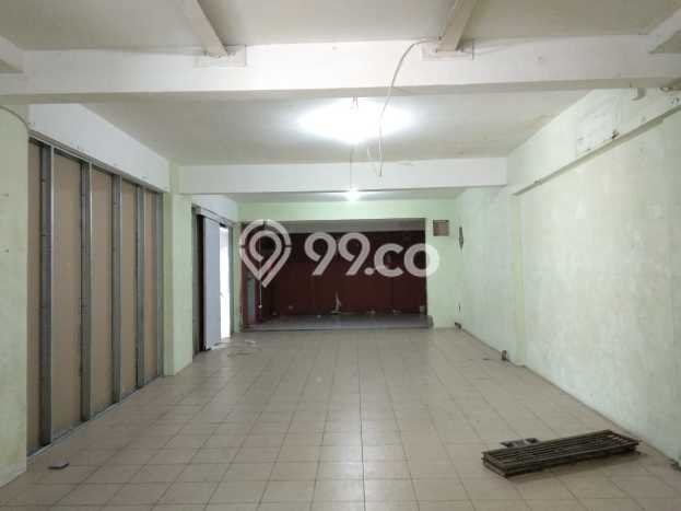 Ruko Dijual di Surabaya LT 225m2 & LB 600m2 Lokasi Terbaik! Ruko Dijual di Surabaya LT 225m2 & LB 600m2 Lokasi Terbaik!