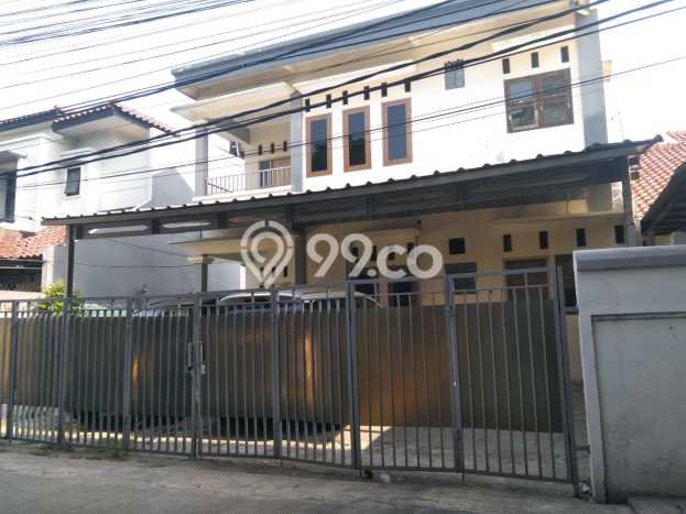 Rumah Berkualitas LT 100m² / LB 120m² di Condet, Dekat Pusat Kota, Jakarta Timur Rumah Berkualitas LT 100m² / LB 120m² di Condet, Dekat Pusat Kota, Jakarta Timur