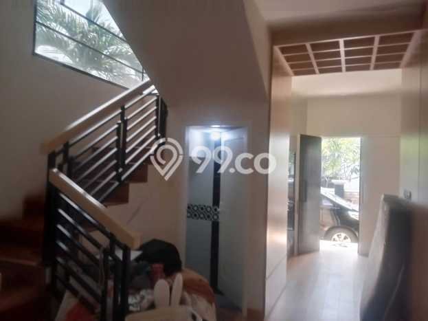 Jual Cepat Hunian Elegan Cozy di Jakarta Timur Jual Cepat Hunian Elegan Cozy di Jakarta Timur