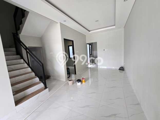 Jual Rumah Eksklusif 4 KT di Cibubur, Jakarta Timur Jual Rumah Eksklusif 4 KT di Cibubur, Jakarta Timur