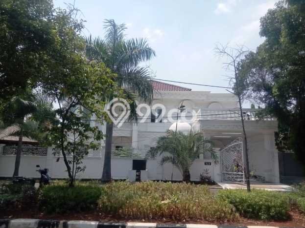 Rumah Elit LB 900m2 Siap Pakai Desain Elegan di Pondok Kelapa, Jakarta Timur Rumah Elit LB 900m2 Siap Pakai Desain Elegan di Pondok Kelapa, Jakarta Timur