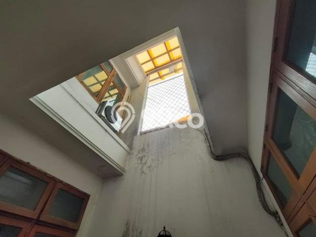 Rumah Mewah Akses Strategis di Jakarta Timur Rumah Mewah Akses Strategis di Jakarta Timur