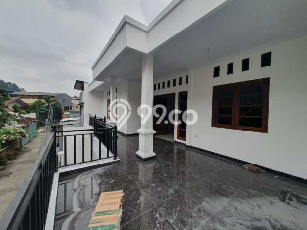 Rumah Eksklusif Dijual LT 175m2 di Duren Sawit, Jakarta Timur Rumah Eksklusif Dijual LT 175m2 di Duren Sawit, Jakarta Timur